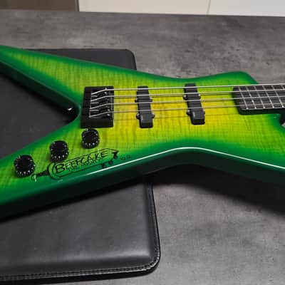 Washburn USA Dime Slime Bass EX GWAR MUSIC VIDEO TOUR STAGE PLAYED Pro Artist Owned Signed D3 Dimebag Darrell Pantera Signature DB2000 American Custom Shop Bass Guitar image 6