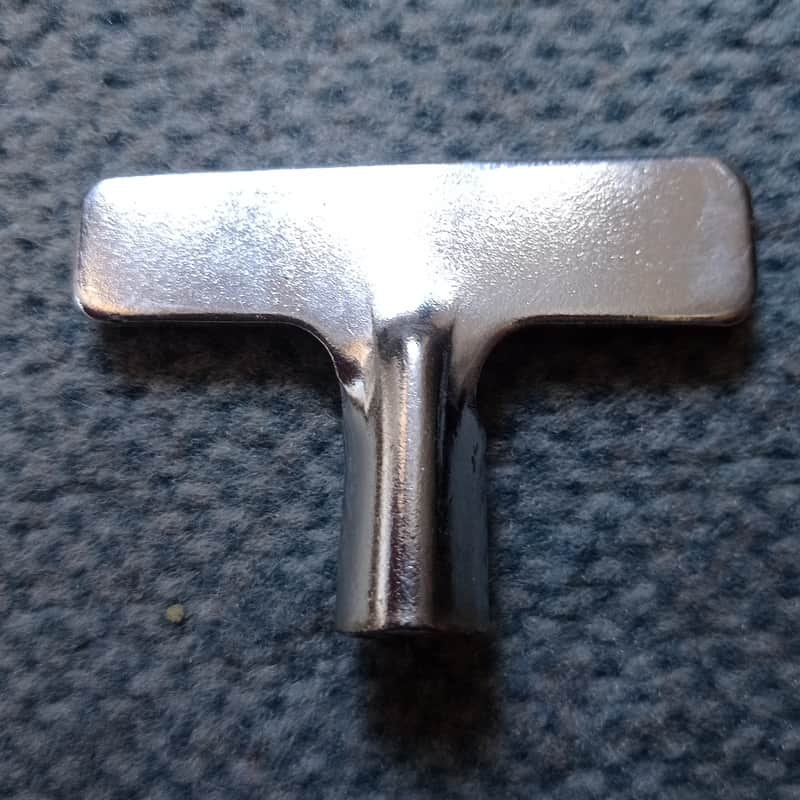 Vintage Drum key 60s-70s  - Chrome image 1