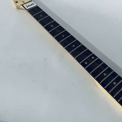 21 Frets Rosewood Fingerboard Guitar Strat Style Maple Neck image 5