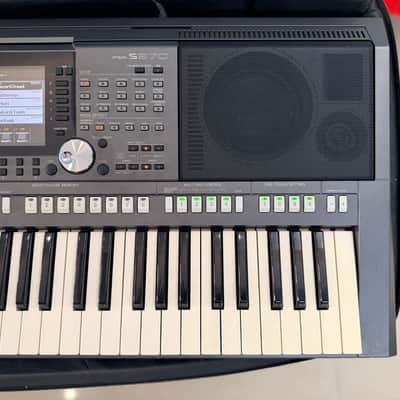 Yamaha PSR-S970 61-Key Arranger Workstation Used image 2