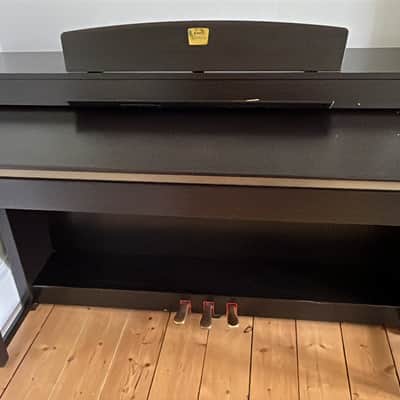 Yamaha CLP-370 Clavinova 2008-2012 image 2
