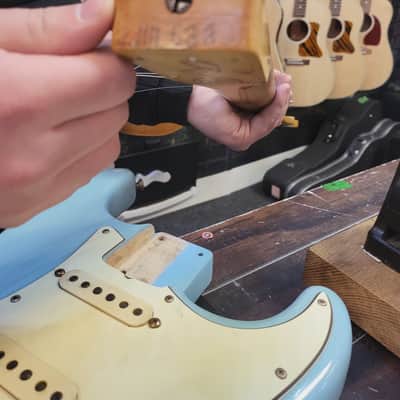 Fender Stratocaster with Rosewood Fretboard 1958 - 1965 - Blue Refin image 20
