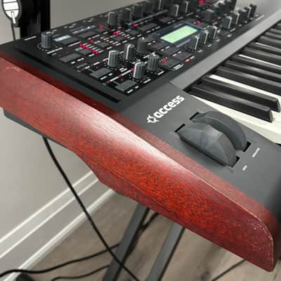 Access Virus TI 61-Key Digital Synthesizer 2005 - Black image 3