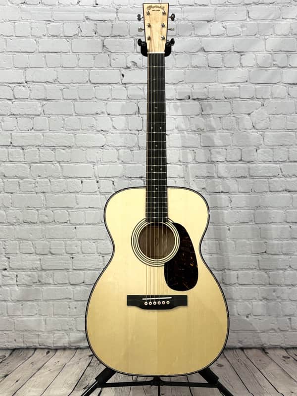 Martin Custom Shop 00 14-Fret Birdseye Maple - 2025 image 1