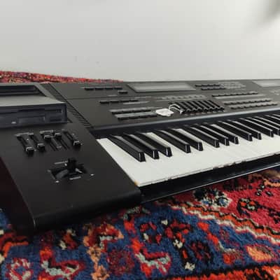 Roland JV-1000 76-Key Music Workstation 1993 - 1995 - Black image 3