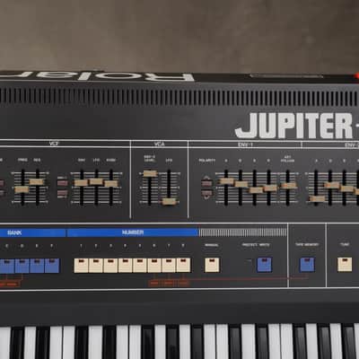 Roland Jupiter-6 Polyphonic Keyboard Synthesizer #59319 image 14