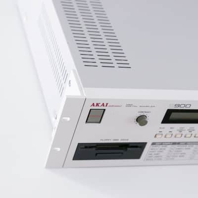 Akai S900 Vintage Sampler 1986 - Analog / Digital Hybrid - Museum State! Rare HD I/O Expansion! image 4