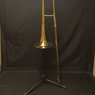 Holton TR602 Slide Trombone serial 950961 - Lacquer image 2