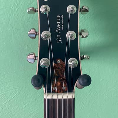 Godin 5th Avenue CW Kingpin II 2010s - Cognac Burst image 8