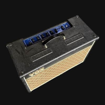 VOX AC15VR Guitar Amp image 2