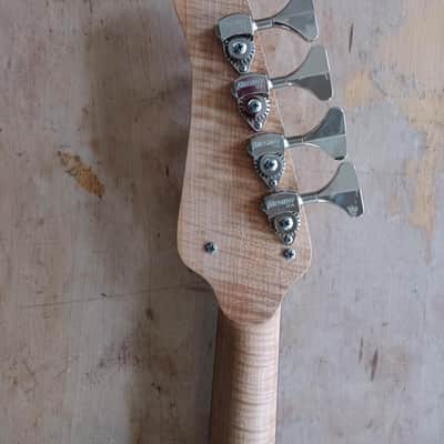 TunaTone Instruments Boutique Tulip Bass image 7