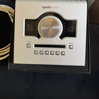 Universal Audio Apollo Twin Duo MK1 Thunderbolt 2016 - grey image 2