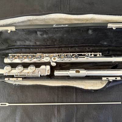 Gemeinhardt 3OSB Solid Silver Semi-Professional Flute - Custom J Head, Open Hole, Offset G, B Foot - Just Serviced! Excellent! image 11