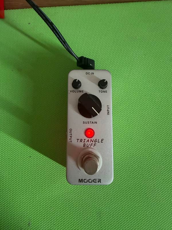 Mooer Triangle Buff