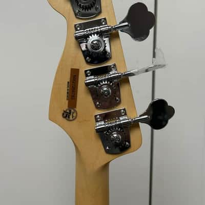 Fender Player Jaguar Bass with Maple Fretboard - Tidepool image 7