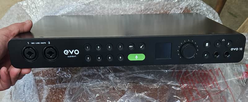 Audient EVO 16 USB Audio Interface 2022 - Present - Black image 1