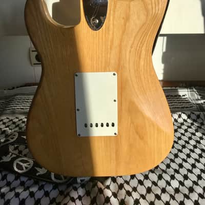Immaculate Fender Stratocaster 1976 Natural image 22