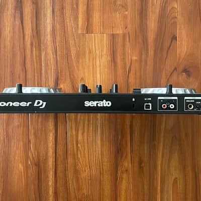 Pioneer DDJ-SB3 DJ Controller 2010s image 2