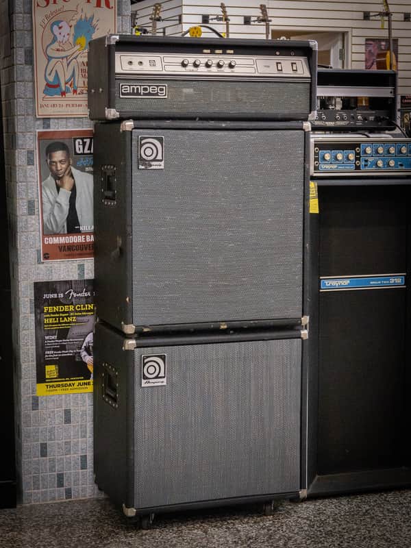 Ampeg V4B &2x10/1x15 70s image 1