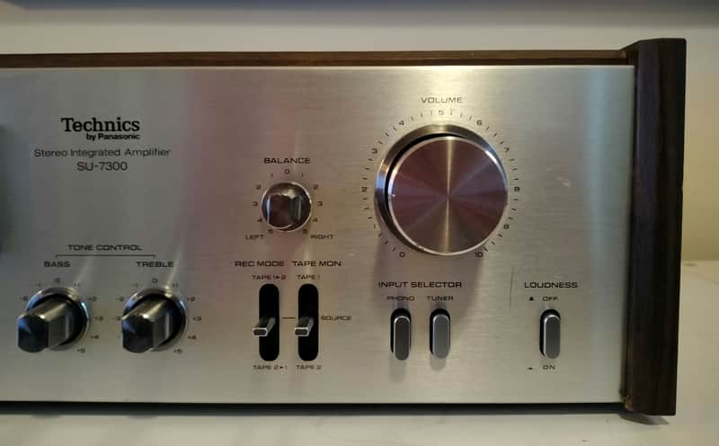 Technics SU-7300 Stereo Integrated Amplifier 1976-79 Wood/Silver