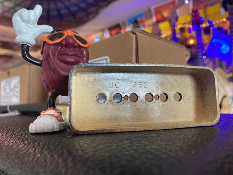 Gibson Vintage P90 Cover cream UC 452 B 1970s - Refinished Black image 1