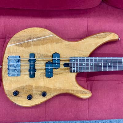 Yamaha RBX Super Medium Series 32inch Medium Scale EMG Pickup Made