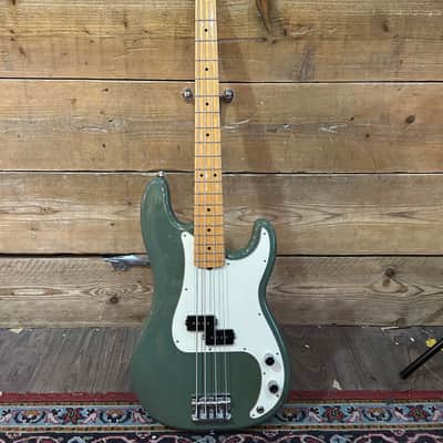 Fender American Professional Precision Bass 2017 - Antique Olive image 1