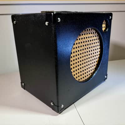 Immagine Nell Audio Hand-Built Birch 1x10 Guitar Cabinet | Open Back | Natural Cane Grille - 2