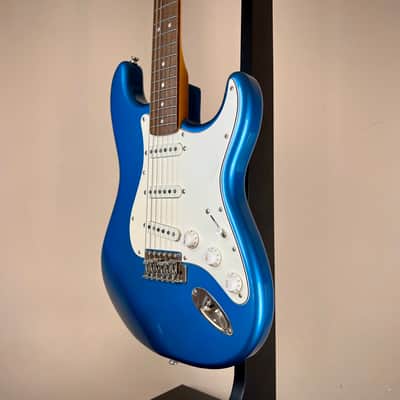 Fender Squier Classic Vibe '60s Stratocaster - Lake Placid Blue image 2
