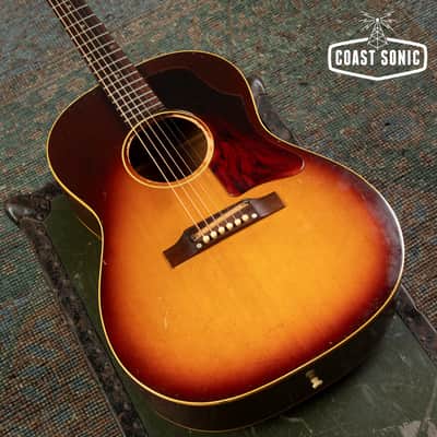 1967 Gibson LG-1 Acoustic Guitar with original Chipboard Alligator Case image 6