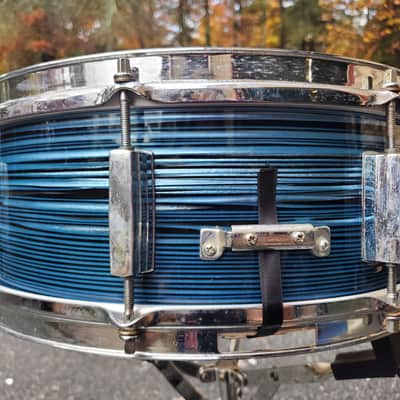 Tempro (pearl) Vintage MIJ 1960s - Blue Strata three piece image 7