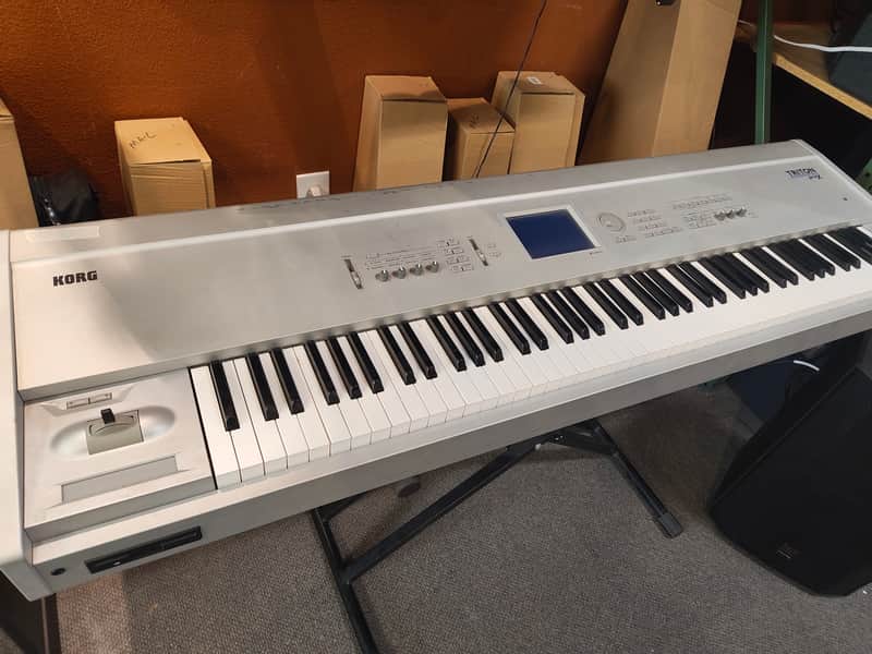 Korg Triton Pro X 88-Key 62-Voice Polyphonic Workstation (1999