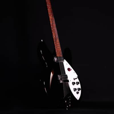 Rickenbacker 330 Double Cutaway Electric, JetGlo image 8