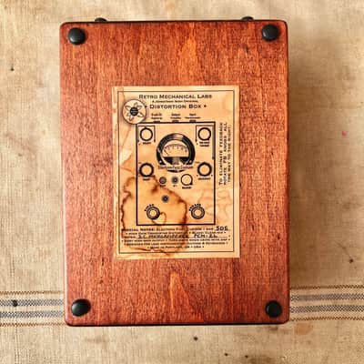 Retro Mechanical Labs Custom Electron Fuzz -Distortion Box-Lightly Used w/SKB Case image 10