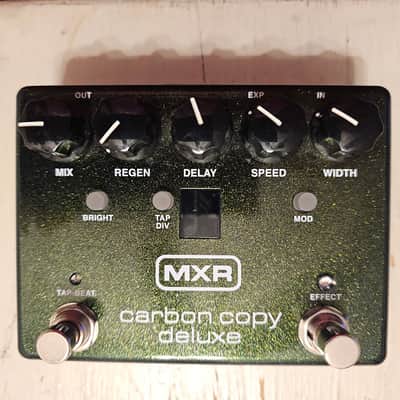 MXR Carbon Copy Deluxe Echo Delay Reverb image 4