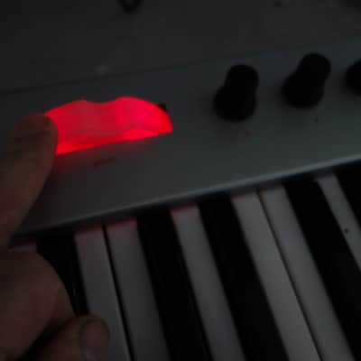 Alesis Micron 2000s - Silver image 5