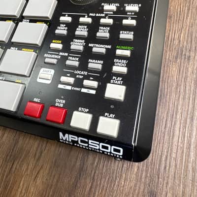 Akai MPC500 Music Production Center 2006 - 2013 - Black image 2