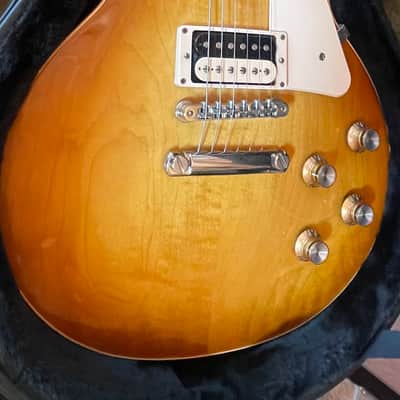 Gibson Les Paul Classic 2019 - Honeyburst image 1