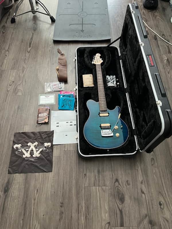 Ernie Ball Music Man Axis Super Sport 2016 - Blue image 1