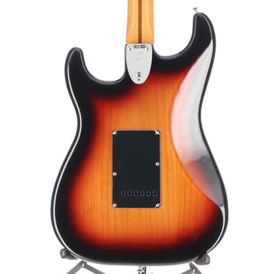 Fender Certified Pre-Owned Vintera II '70s Stratocaster, Maple Fingerboard, 3-Color Sunburst (Q2) (10429) image 2