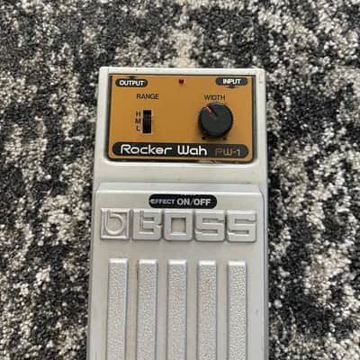 Boss Roland PW-1 Rocker Wah Wah Vintage Guitar Effect Pedal MIJ Japan image 2