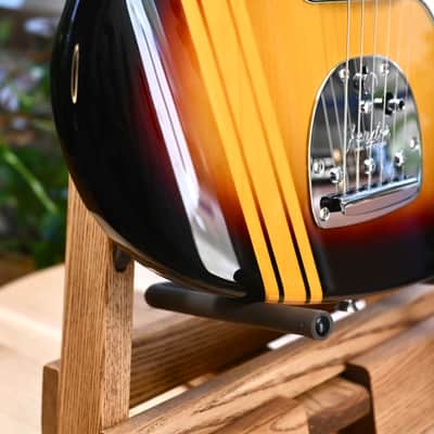 *New in Box* Fender MIJ Traditional '60s Jazzmaster 2025 Collection 2025 - Competition 3-Color Sunburst Japan image 5