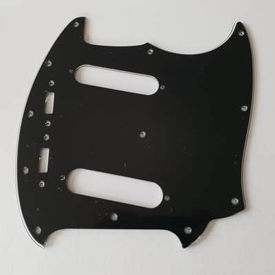 Mustang guitar pickguard 3ply black fits fender brand new image 1