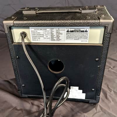 Peavey MAX 126 10-Watt Bass Amp Combo - New image 5