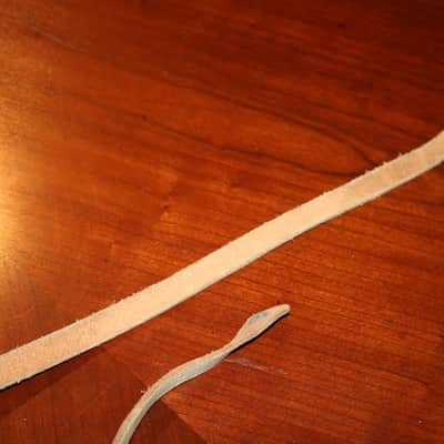 Bobby Lee  Leather Guitar Strap  Circa 1958-1960 - White image 12