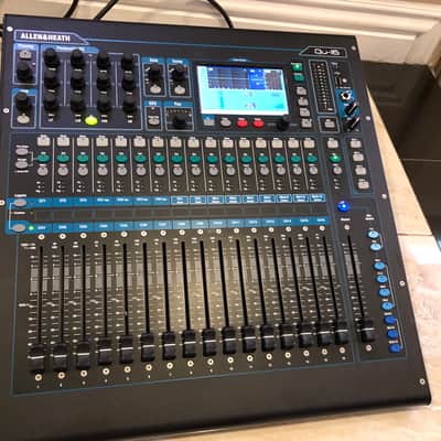 Allen & Heath QU-16 16-Channel Digital Mixer image 4