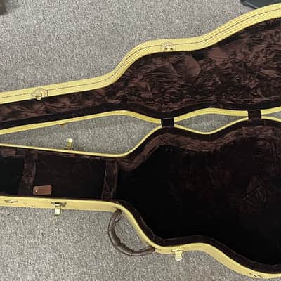 Huss and Dalton OM-Custom with Case image 3