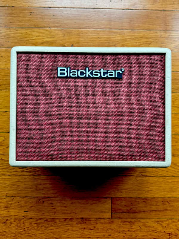 Blackstar Debut 15E 2 x 3-inch 15-watt Combo Amp - Cream image 1