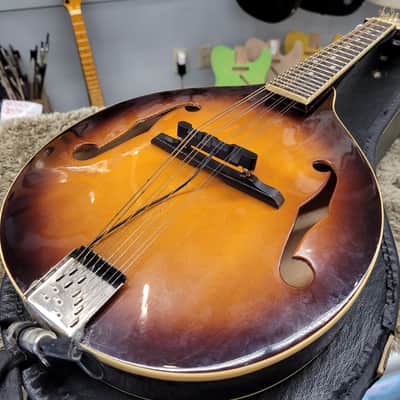 Flinthill Mandolin with Fishman pickup - Sunburst image 13
