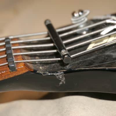 Peavey GV 5-string Bass Guitar Black * Graphite Neck * - For The Locals image 22